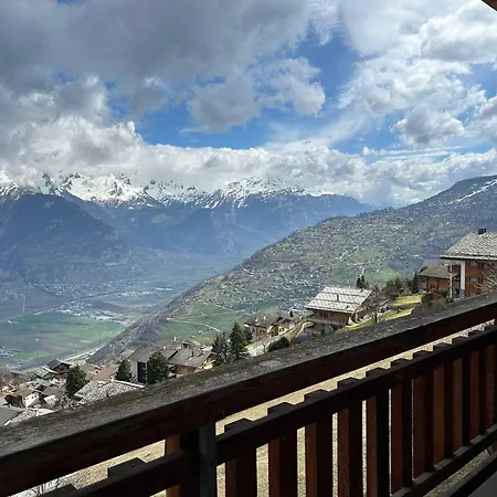 Pleasant With Balcony شقة