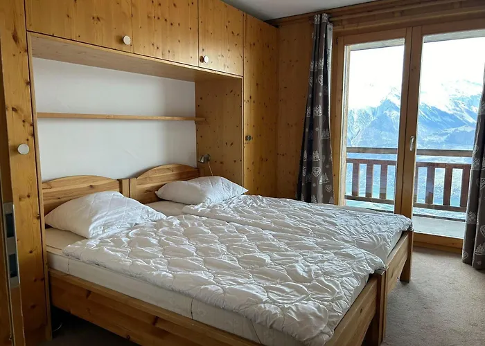 Apartament Pleasant With Balcony